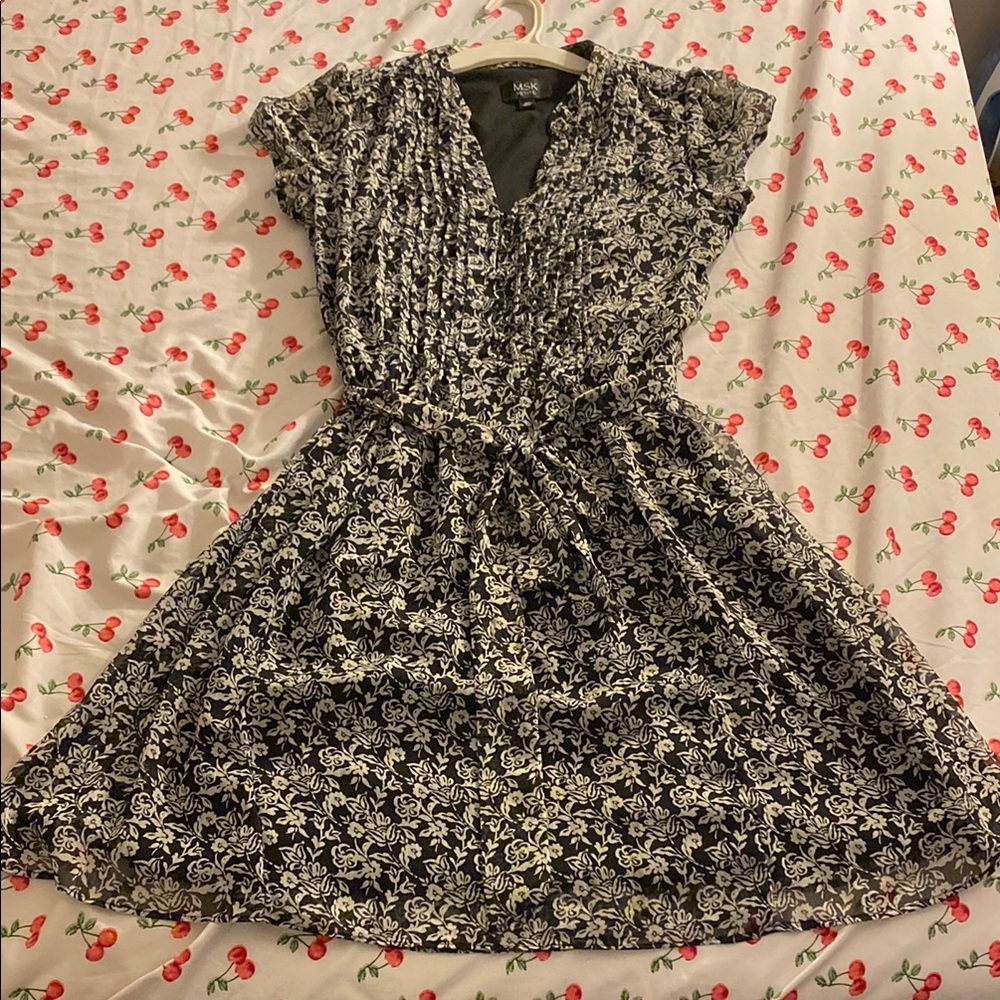 Macys floral short sleeve dress